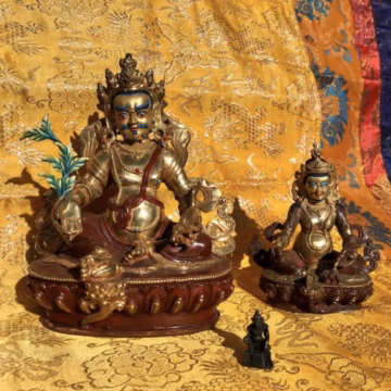 Dzambhala: Deity of Wealth and Prosperity Statue