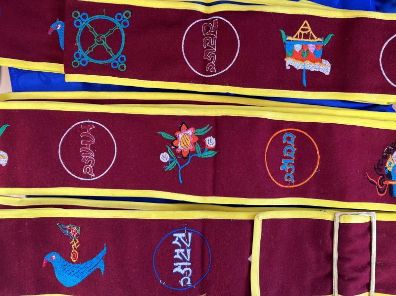 Embroidered Meditation Belt with Yellow Lining - Image 3